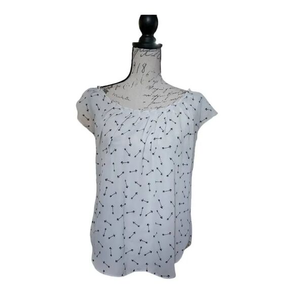 LC Lauren Conrad Ladies Size Small Black and White Arrow Print Blouse - Picture 1 of 7